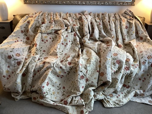 Pair bespoke botanical - bespoke,