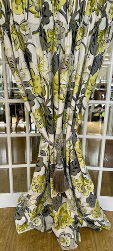 Stunning huge bespoke quality - stunning,