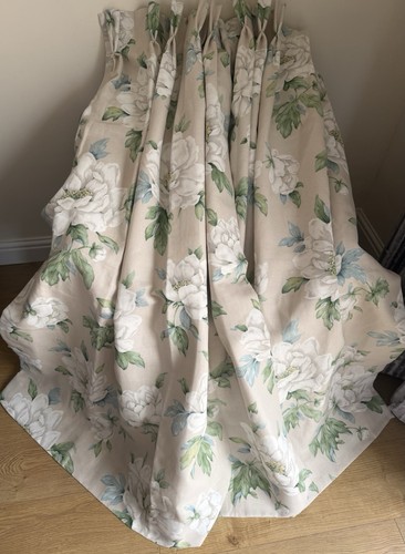 Stunning vintage laura - laura, ashley