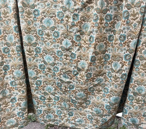 Huge heavy single curtain - huge,
