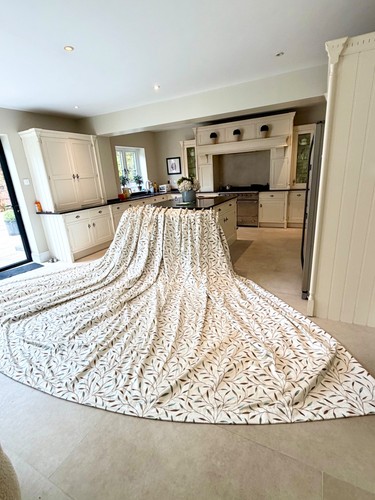 Huge bespoke long wide - , neutral