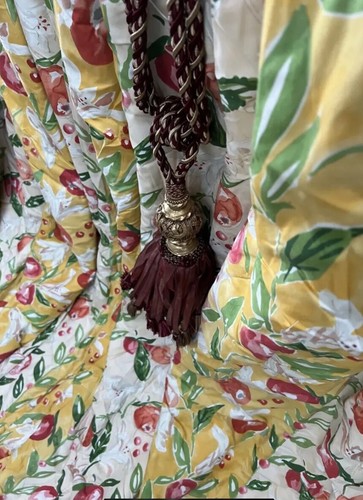 Stunning long floral - stunning, ex