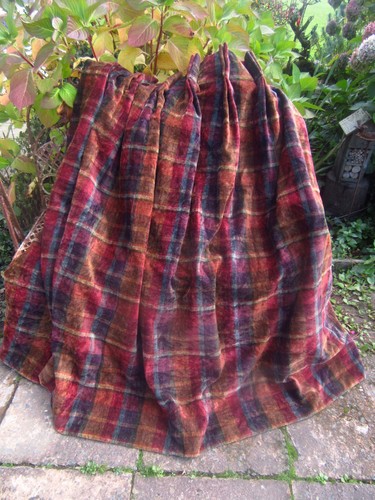 Heavy chenille multi pinch - chenille,